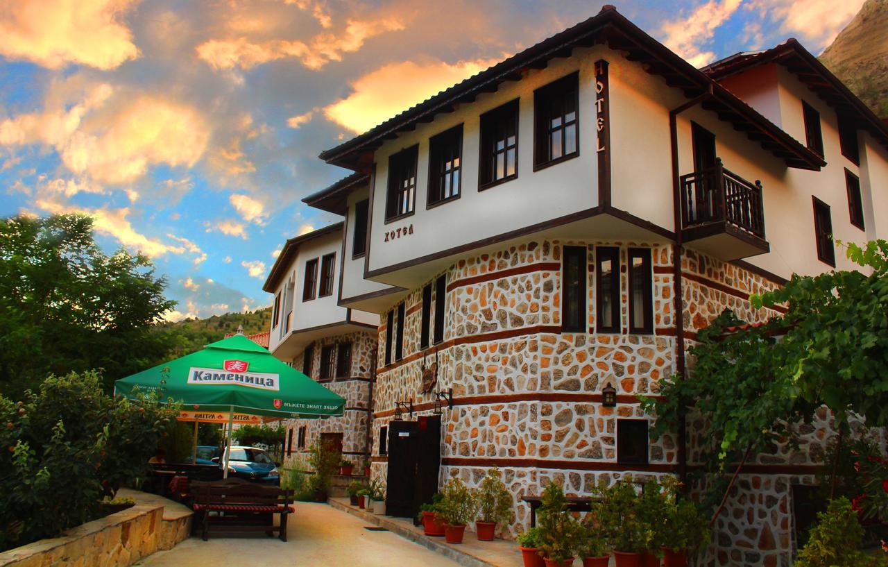 Hotel Slavova Krepost Melnik  Exterior photo
